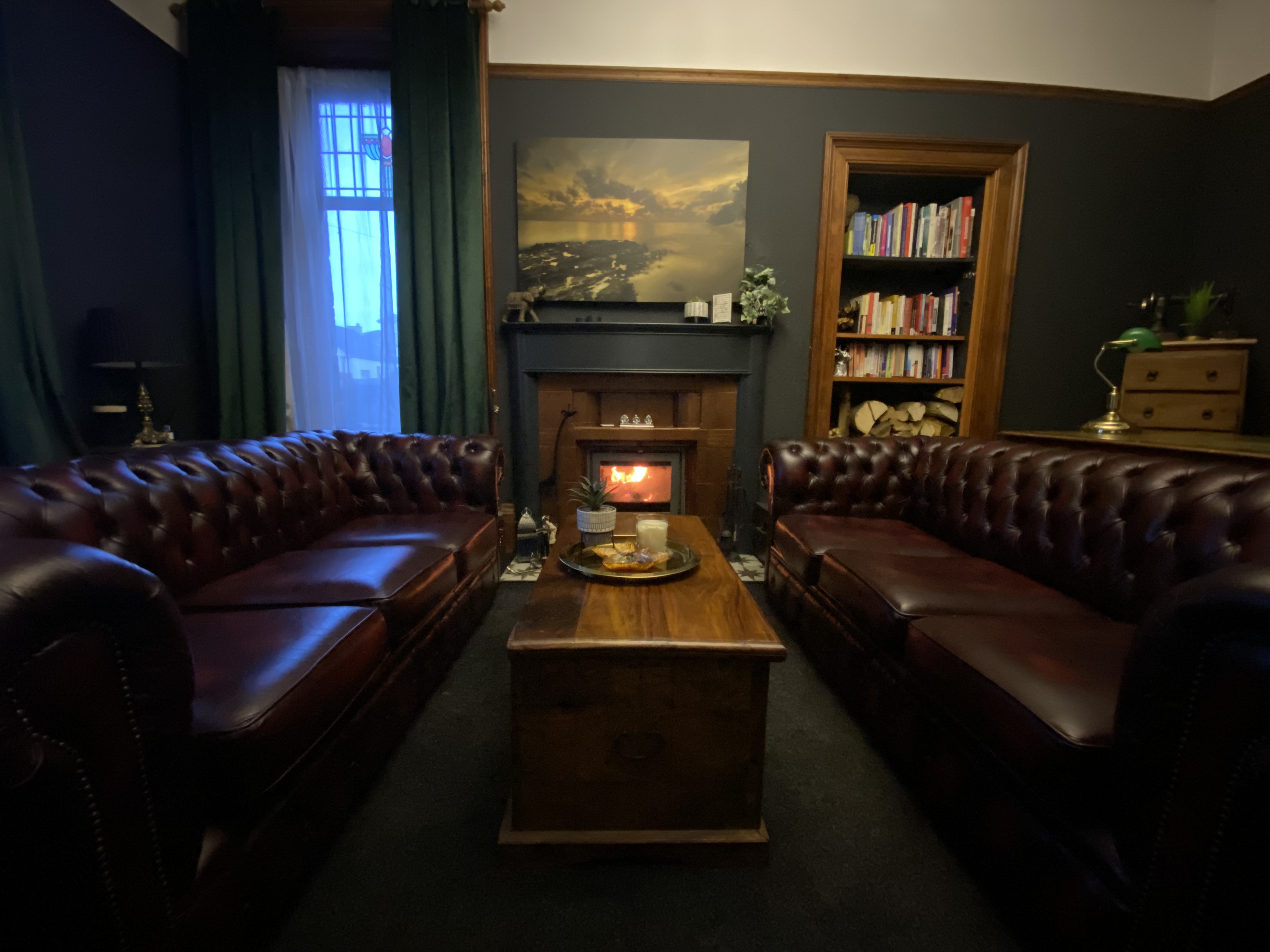 Comfortable therapy room